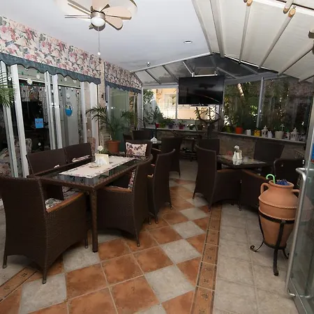 Anik Gasthuis Alanya